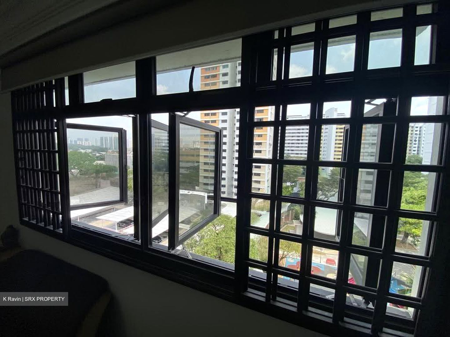 Blk 8 Ghim Moh Road (Queenstown), HDB 5 Rooms #623119001